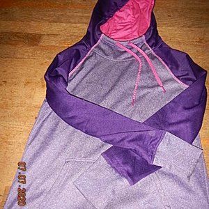 Danskin Now junior's purple pullover sweatshirt